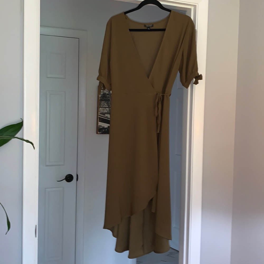 TOPSHOP olive wrap short sleeve dress